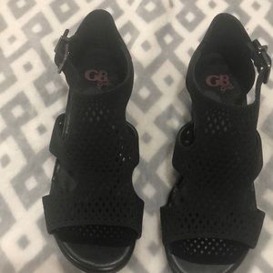 GB girls black wedge